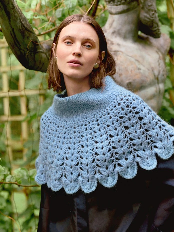 23515 - Anleitung Flowerfield Poncho