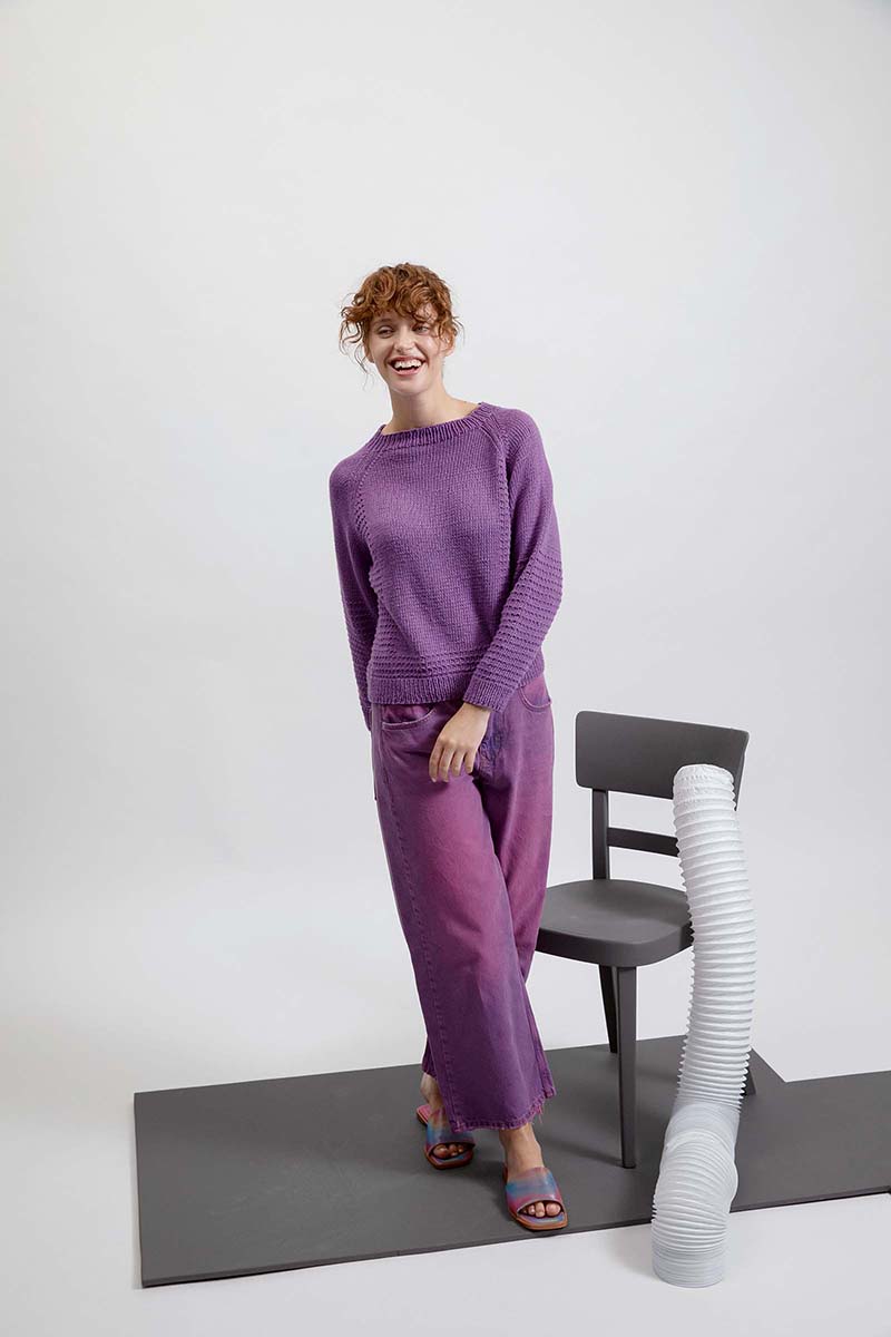 ALESSA Raglan Pullover