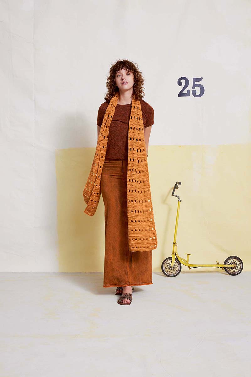 RHEA Gehäkelter Schal